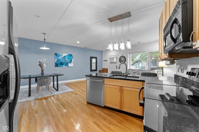 932 N Broadway Street 4, Indianapolis, IN 46202