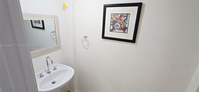 6917 Collins Ave 1212, Miami Beach, FL 33141