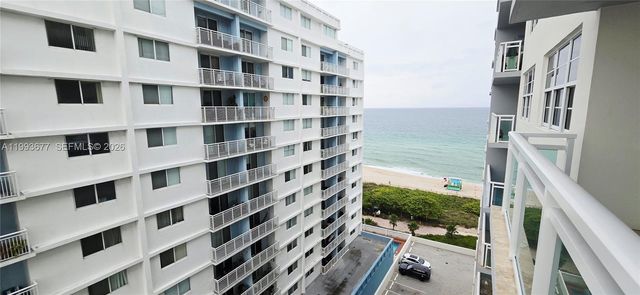 6917 Collins Ave 1212, Miami Beach, FL 33141
