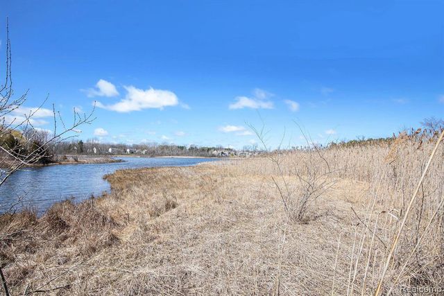 01 Butcher Road, Fenton, MI 48430