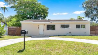 321 NW 56th Ave, Miami, FL 33126