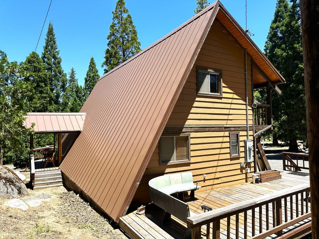 Image 25 of property listing at 45453 Manter Meadow Drive, California Hot Springs, CA 93207