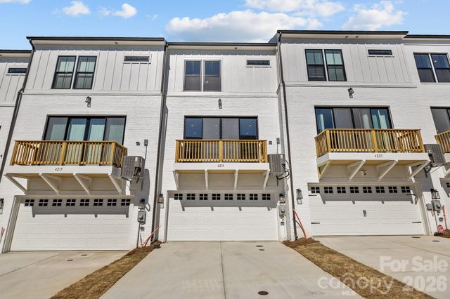 3011 Pointe Town Drive, Charlotte, NC 28208