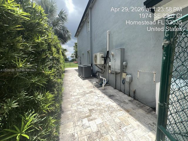 1974 SE 23rd Ct, Homestead, FL 33035