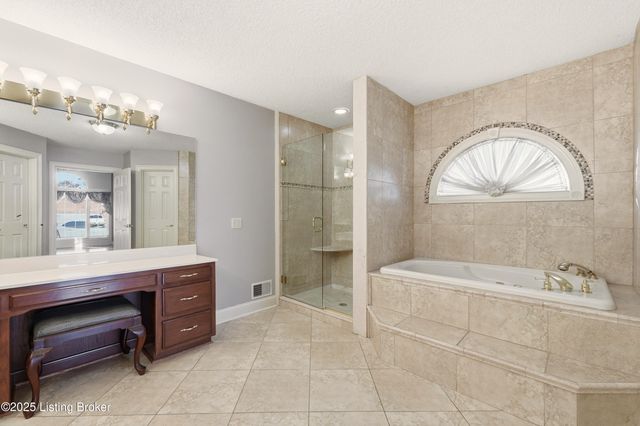 166 Castleton Dr, Bardstown, KY 40004