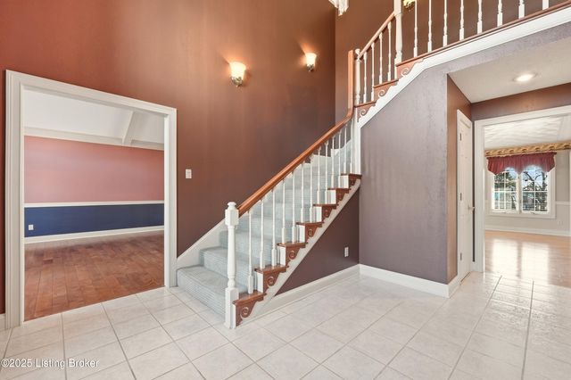 166 Castleton Dr, Bardstown, KY 40004