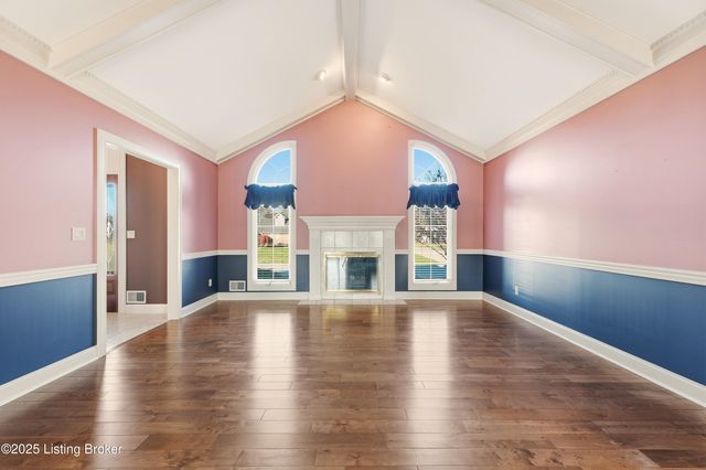 166 Castleton Dr, Bardstown, KY 40004