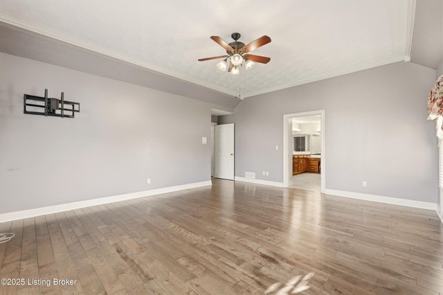 166 Castleton Dr, Bardstown, KY 40004