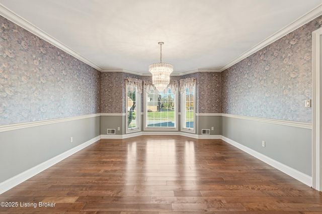 166 Castleton Dr, Bardstown, KY 40004