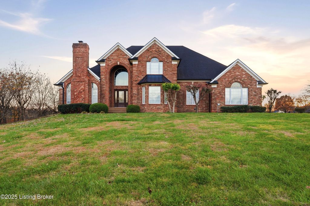 166 Castleton Dr, Bardstown, KY 40004