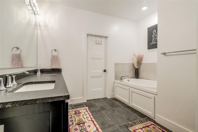 22297 Forester Lane, Edmond, OK 73025