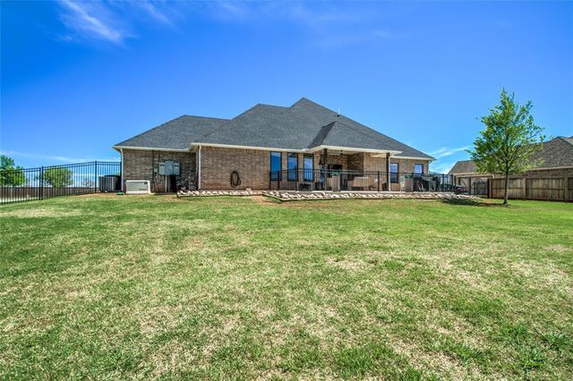 22297 Forester Lane, Edmond, OK 73025