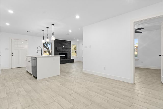 4901 Cordova Avenue, Fort Worth, TX 76132