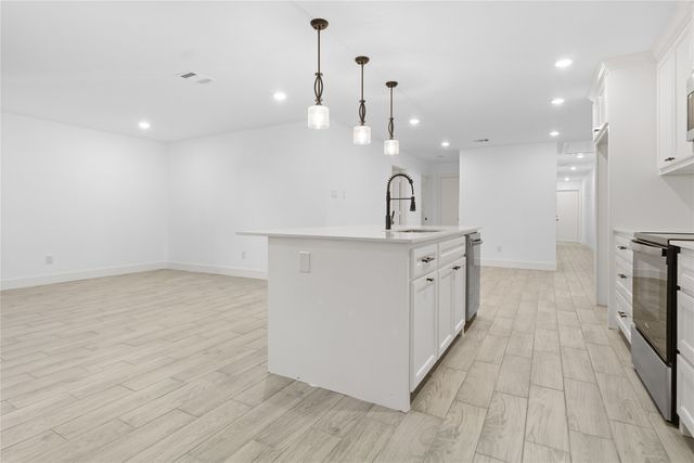4901 Cordova Avenue, Fort Worth, TX 76132