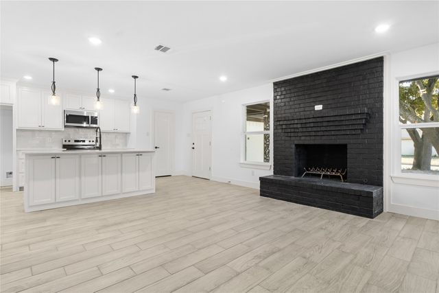 4901 Cordova Avenue, Fort Worth, TX 76132