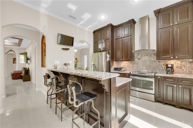 2413 Summer Breeze Avenue, Mission, TX 78572