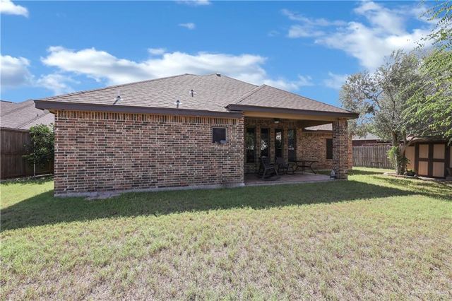 2413 Summer Breeze Avenue, Mission, TX 78572