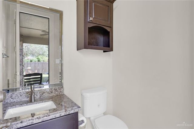 2413 Summer Breeze Avenue, Mission, TX 78572