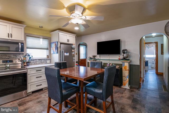 337 STEVENS AVE, Bernville, PA 19506