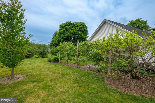 337 STEVENS AVE, Bernville, PA 19506