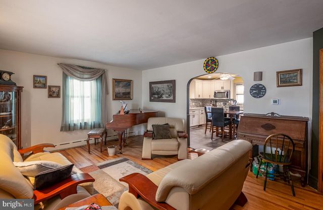 337 STEVENS AVE, Bernville, PA 19506