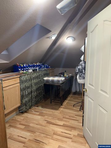 700 Palisades SE Dr, Salem, OR 97302