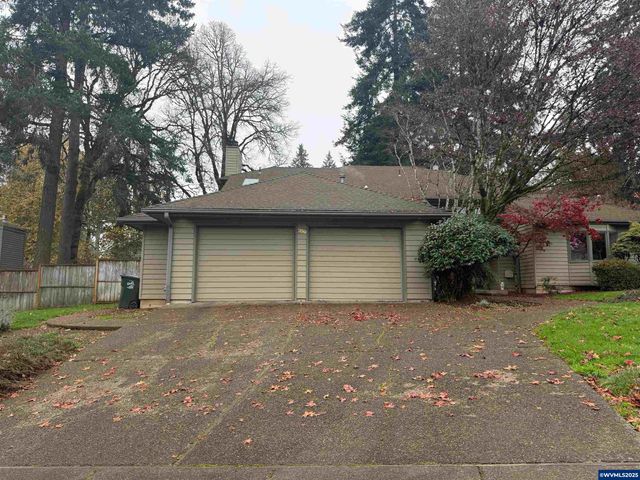 700 Palisades SE Dr, Salem, OR 97302