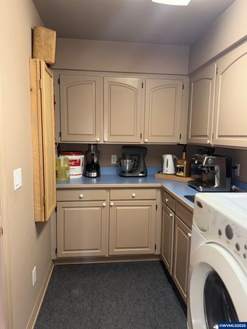 700 Palisades SE Dr, Salem, OR 97302