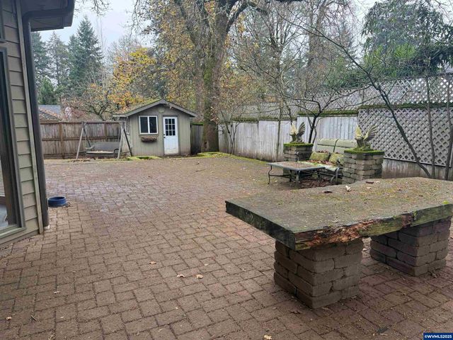700 Palisades SE Dr, Salem, OR 97302