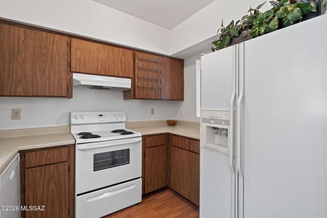3750 N Country Club Rd Apt 41, Tucson, AZ 85716