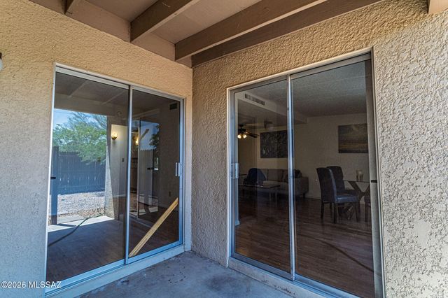 3750 N Country Club Rd Apt 41, Tucson, AZ 85716
