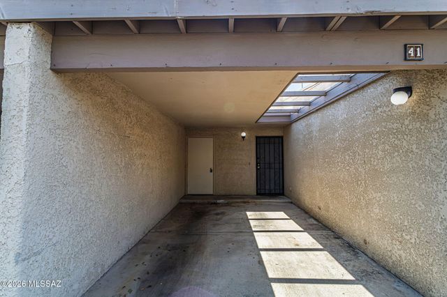 3750 N Country Club Rd Apt 41, Tucson, AZ 85716