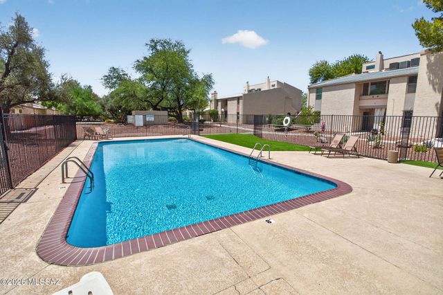 3750 N Country Club Rd Apt 41, Tucson, AZ 85716