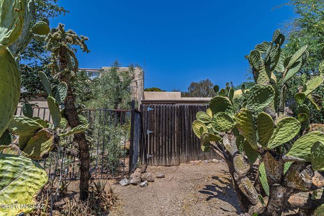 3750 N Country Club Rd Apt 41, Tucson, AZ 85716