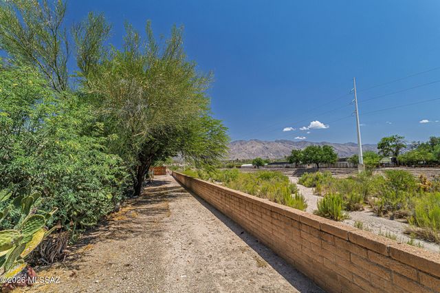 3750 N Country Club Rd Apt 41, Tucson, AZ 85716