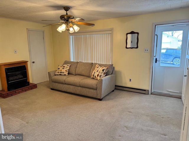 50 CENTER ST, Lewistown, PA 17044