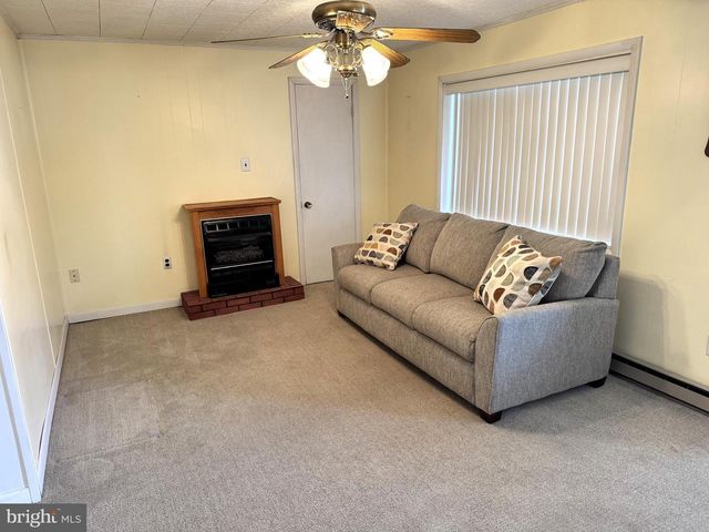 50 CENTER ST, Lewistown, PA 17044