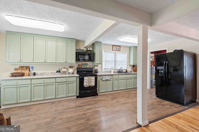 155 Mallory Drive, Lagrange, GA 30241