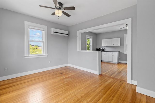 291 Maple Avenue 2, Barrington, RI 02806