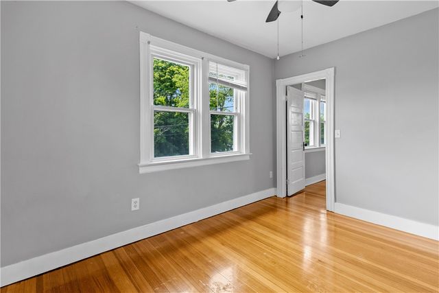 291 Maple Avenue 2, Barrington, RI 02806