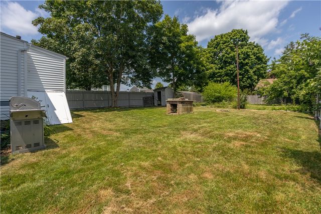 291 Maple Avenue 2, Barrington, RI 02806