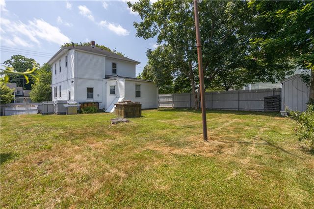 291 Maple Avenue 2, Barrington, RI 02806