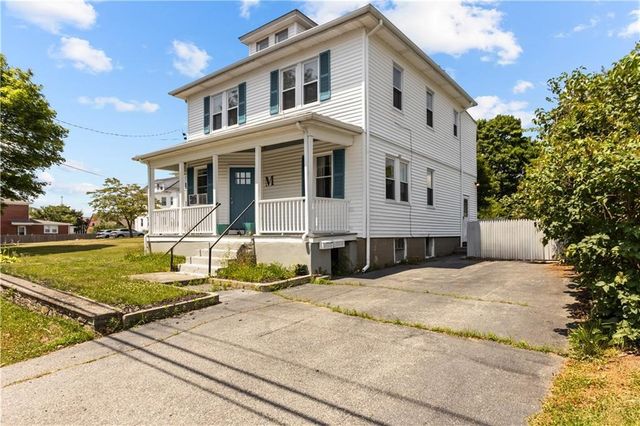 291 Maple Avenue 2, Barrington, RI 02806