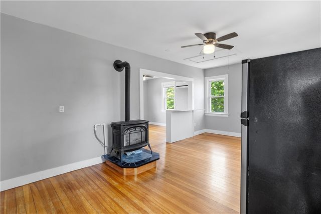 291 Maple Avenue 2, Barrington, RI 02806