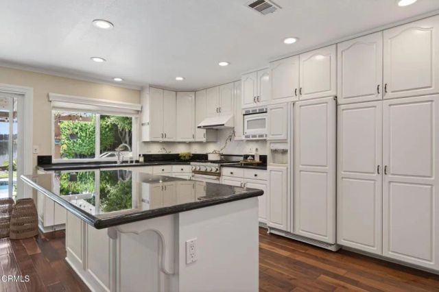 2247 Westwood Drive, Camarillo, CA 93010