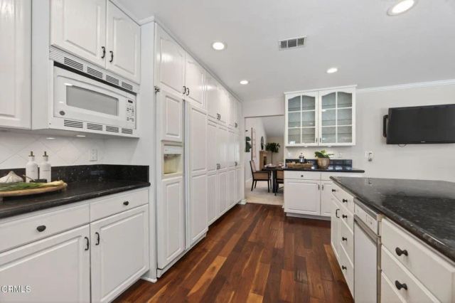 2247 Westwood Drive, Camarillo, CA 93010