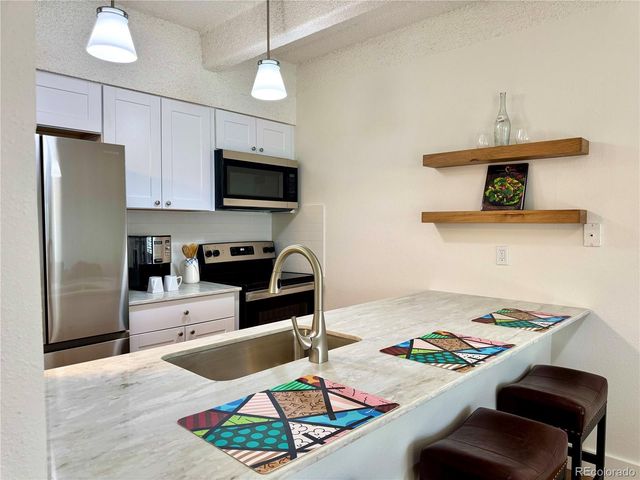 7877 E Mississippi Avenue 103, Denver, CO 80247