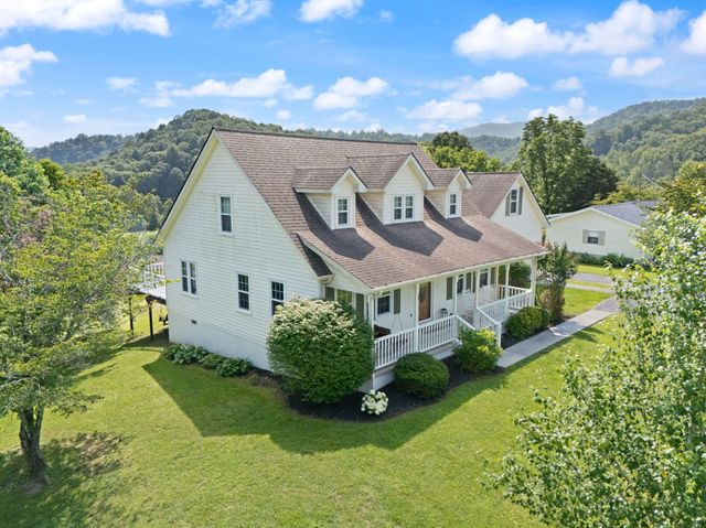 185 Pine Mountain Estates Road, Pineville, KY 40977