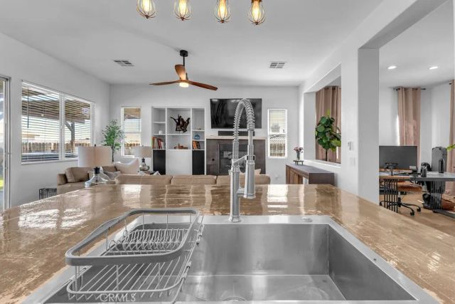 13384 Mountain Top Court, Desert Hot Springs, CA 92240