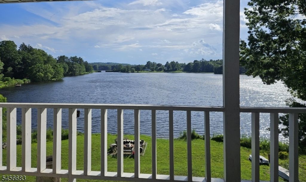 274 Shore Dr D, Montague Twp., NJ 07827 — exterior